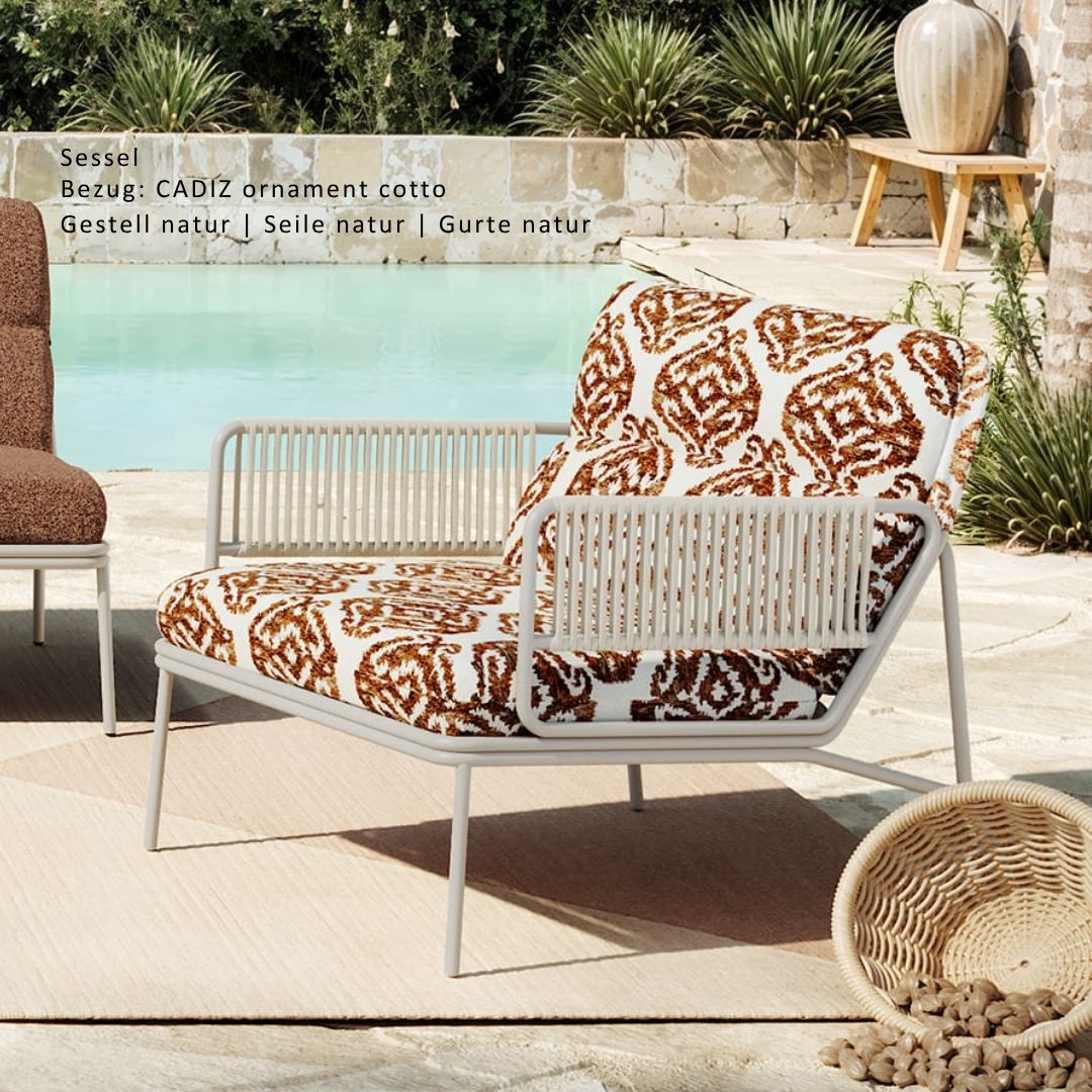 Gibraltar Outdoor Lounge