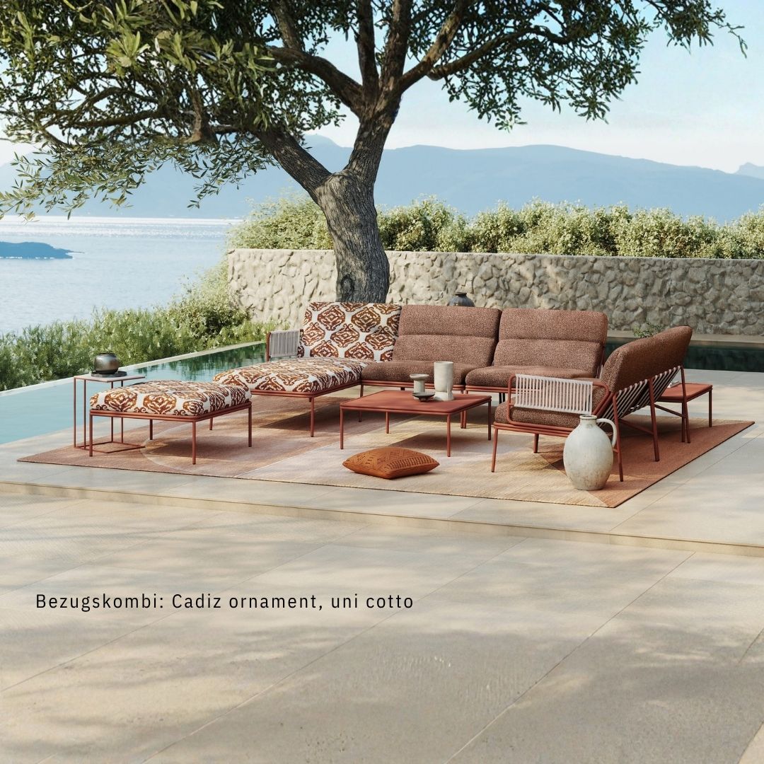 Gibraltar Outdoor Lounge