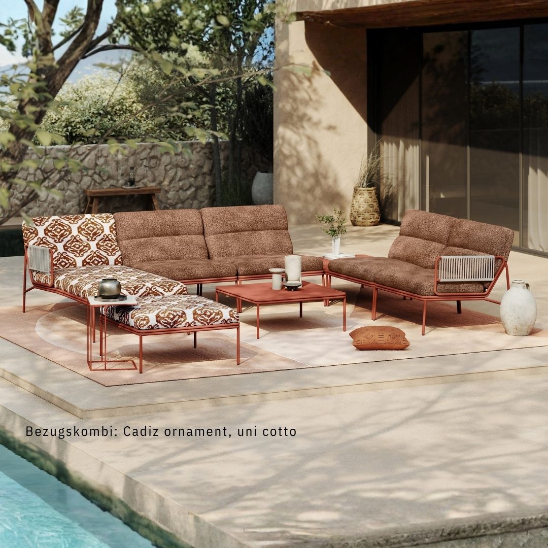 Gibraltar Outdoor Lounge