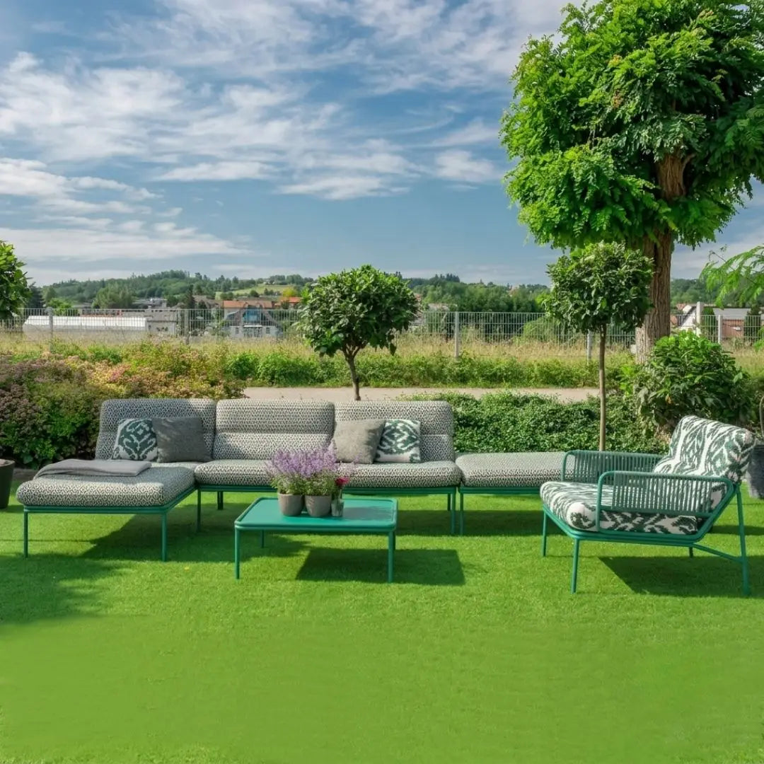 Sedda Gibraltar Outdoor Lounge Modulsofa in Grün mit wetterfestem Bezug und komfortablen Sitzkissen.