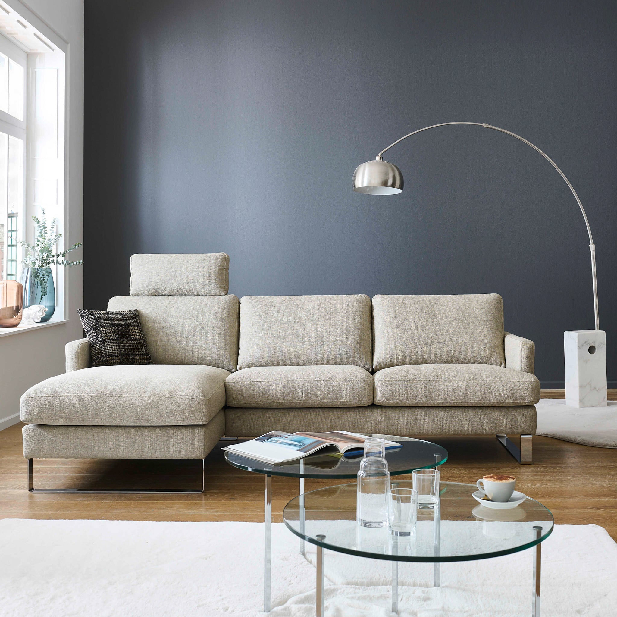 Lunaro Sofa