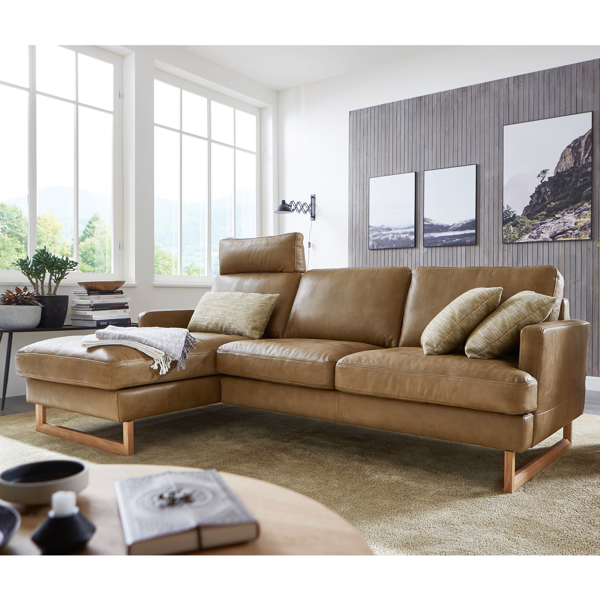 Lunaro Sofa