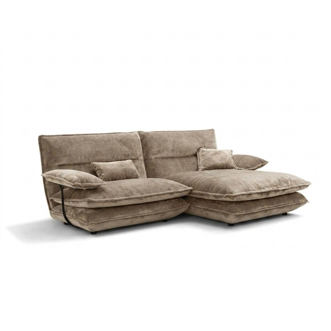 Modulares Incanto Ecksofa Aphrofite 3 im organischen Design, in Italien hergestellt, mit stilvollem Sitzbereich und flexiblen Sitzmodulen.
