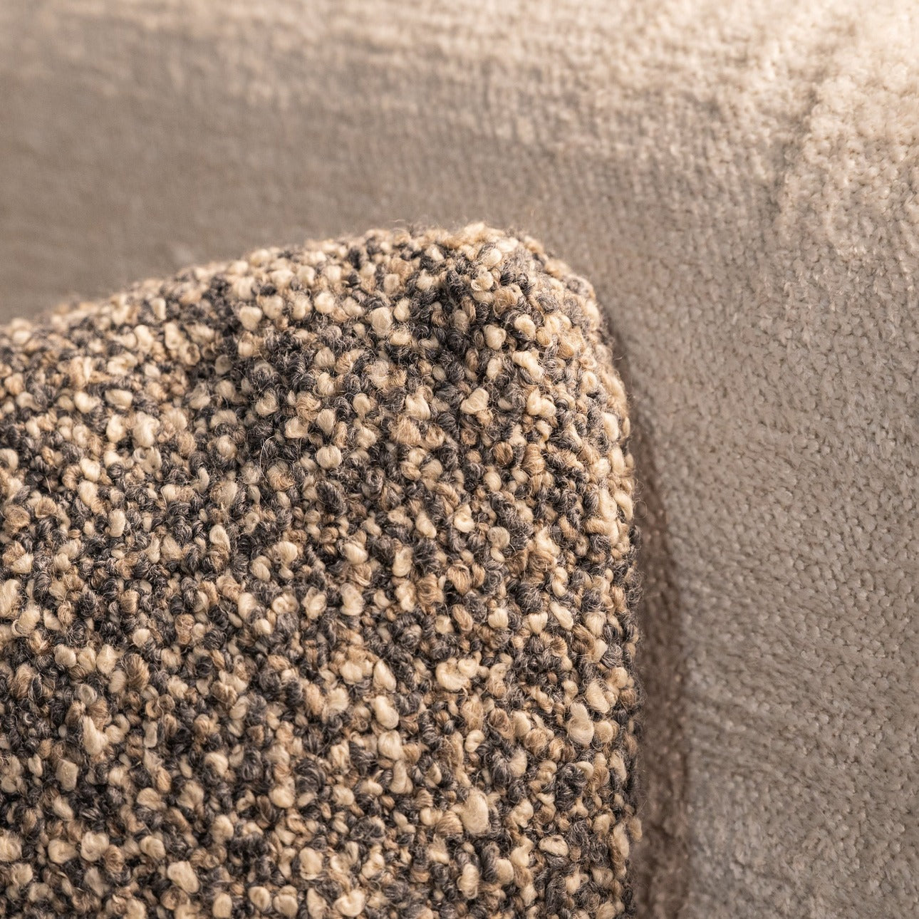Aurora Grande Sofa
